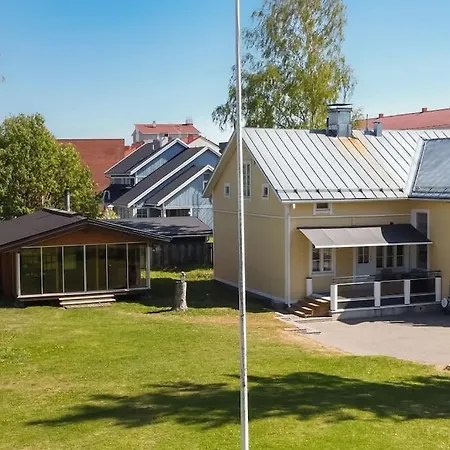 Big In Sea Lapland 别墅