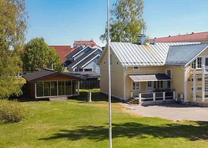 Big In Sea Lapland Villa